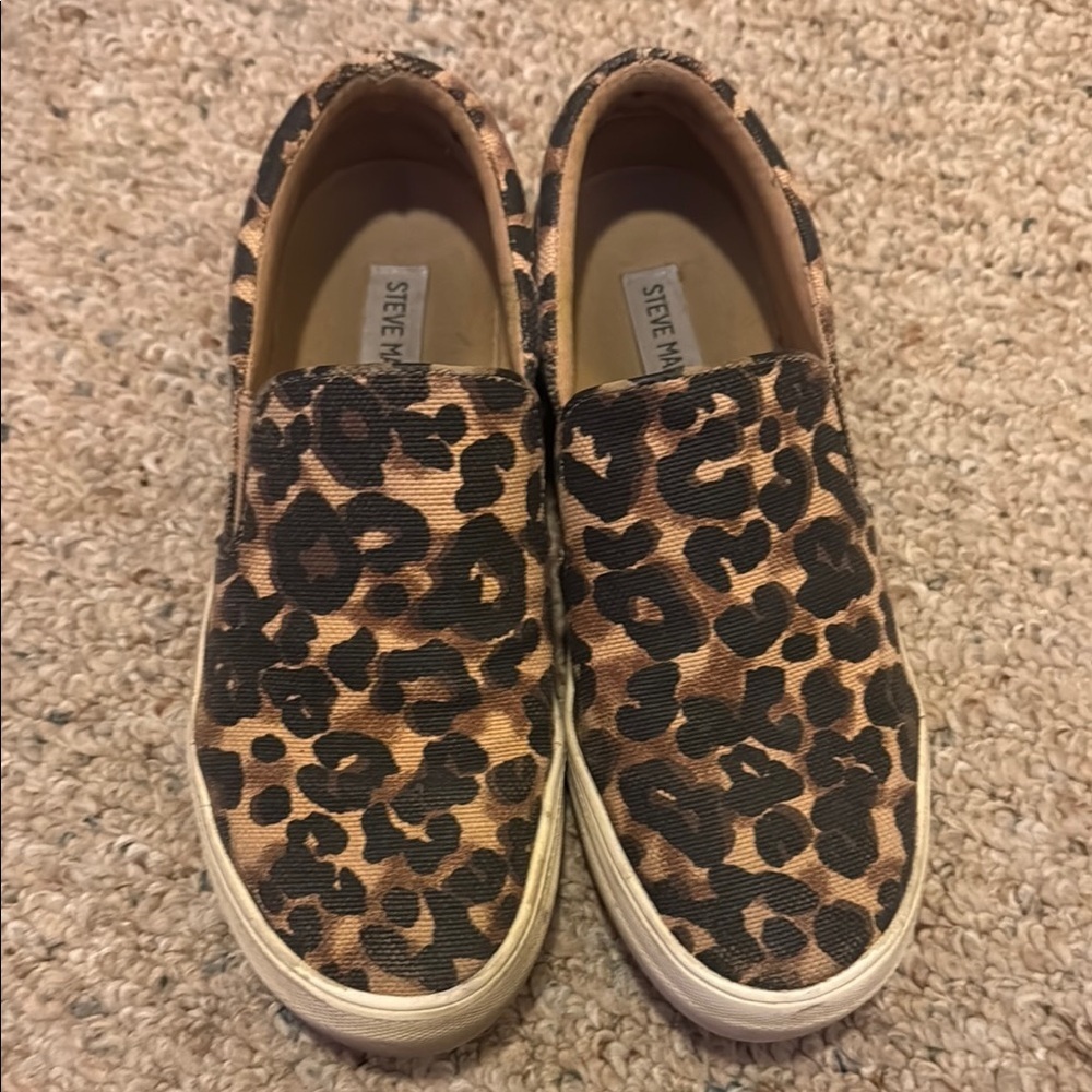 Steve Madden | GILLS Leopard Print Slip-On Sneakers